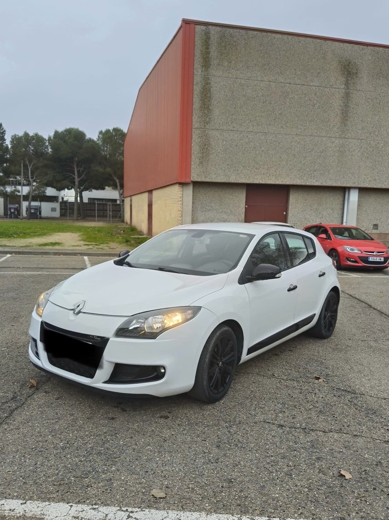 Renault Megane 2012 - foto 1