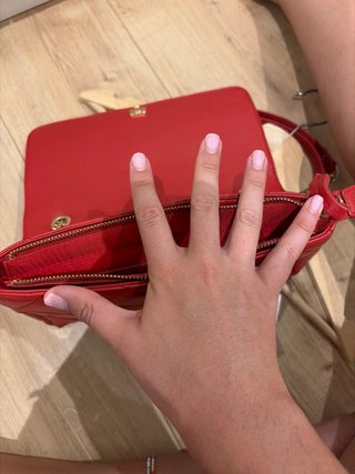 Bolso Valentino Rojo Acolchado Cadena Dorada