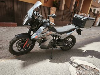 KTM 890 Adventure 2022 - Pocos km