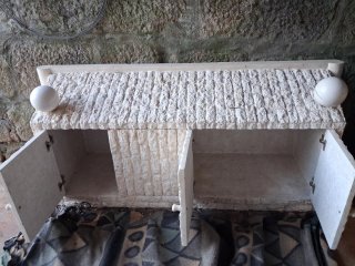 Mueble Carton Piedra, Artesanal