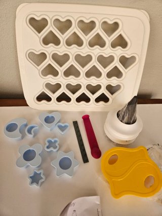 Tupperware Moldes Corazón y Flor