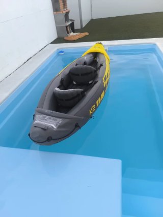 Kayak inflable Explorer amarillo