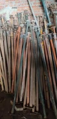 Puntales metálicos para construcción