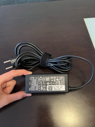 Dell Vostro 3520 - Portátil Negro