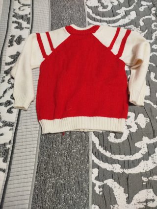 Camiseta y cardigan de niños sin estrenar
