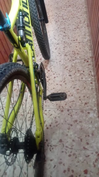 Bicicleta de Montaña Amarilla