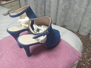 Sandalias Lodi Azul Tacon Alto