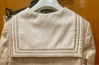 Traje Comunión Marinero Beige. Marca Varones.