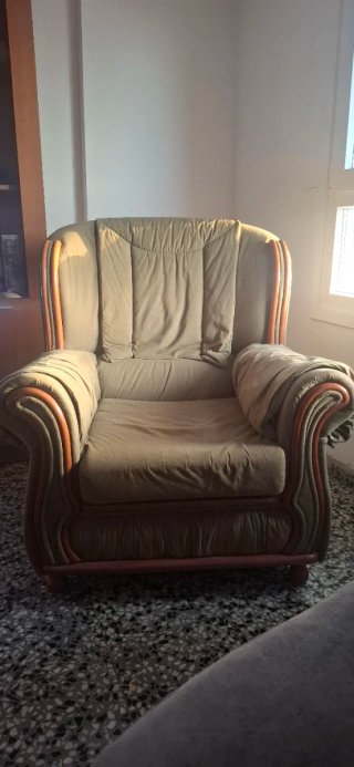 ​Sillón orejero vintage clásico. Recogida en mano.