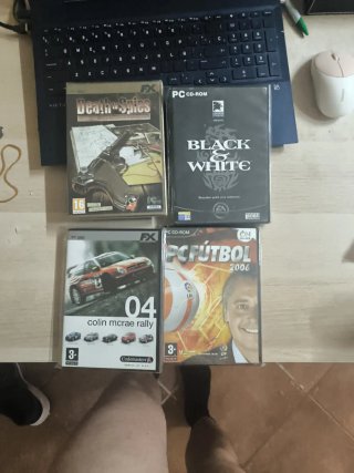 4 Juegos PC: Death to Spies, Black & White, Colin