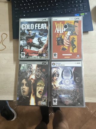 4 Juegos PC: Cold Fear, XIII, The Longest Journey,