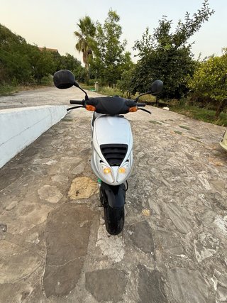Piaggio NRG MC2 49cc Scooter