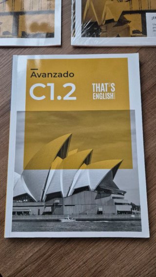 Libros C1.2 That's English