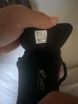 Asics Gel-Kayano 14 Talla 44 Negro/Plata