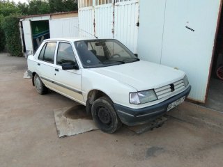 Peugeot 309 1993