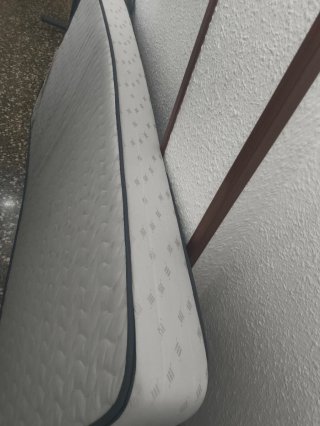 Base Cama Metal y Madera colchón incluido
