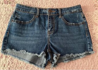 Lote de faldas y shorts vaqueros