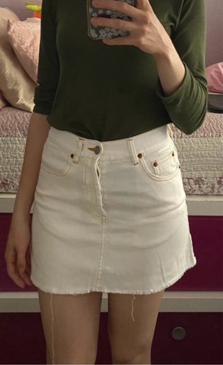 Lote de faldas y shorts vaqueros