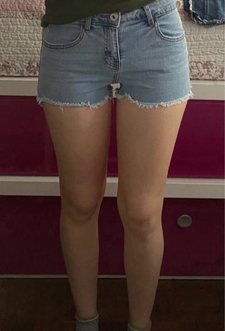 Lote de faldas y shorts vaqueros