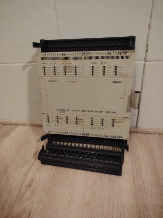 Módulo OMRON C20 I/O UNIT