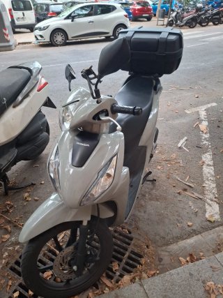 Honda Vision 2024 Gris