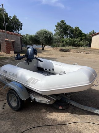 OPORTUNIDAD. Neumática Yamaha con motor 2.5 Yamaha