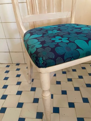Mesa blanca + 4 sillas vintage para restaurar