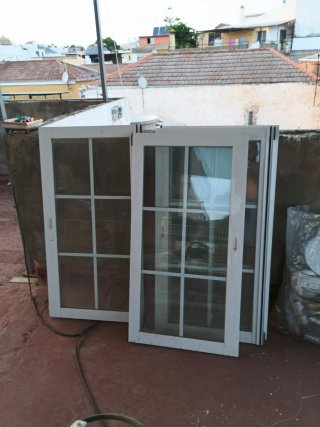 Ventanas de aluminio con persiana