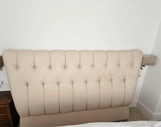 Cabecero de cama de matrimonio beige de tela
