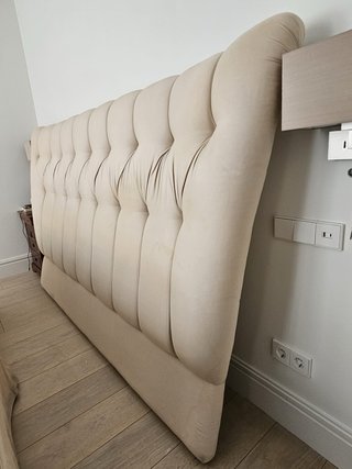 Cabecero de cama de matrimonio beige de tela