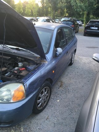 KIA Rio 2003