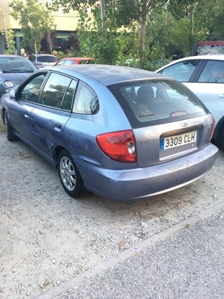 KIA Rio 2003