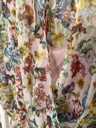 Vestido floral Zara Talla M