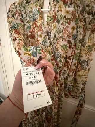 Vestido floral Zara Talla M