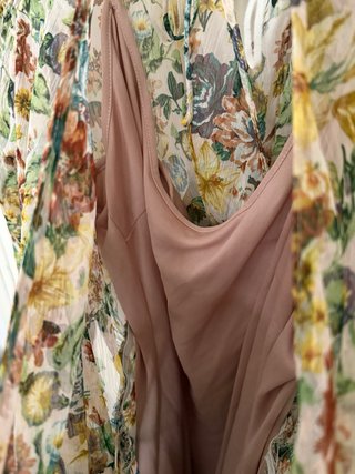 Vestido floral Zara Talla M