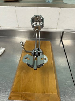 Soporte Jamonero afinox modelo primus