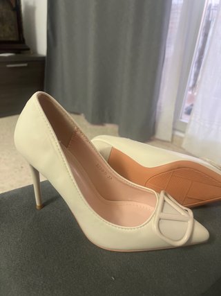 Zapatos de salón beige tacón 8 cm talla 37