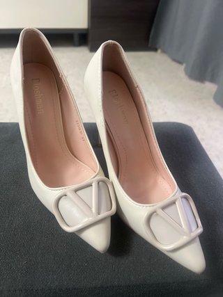 Zapatos de salón beige tacón 8 cm talla 37