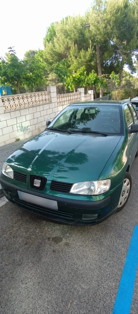 SEAT Cordoba TDI 2001 4p - foto 1