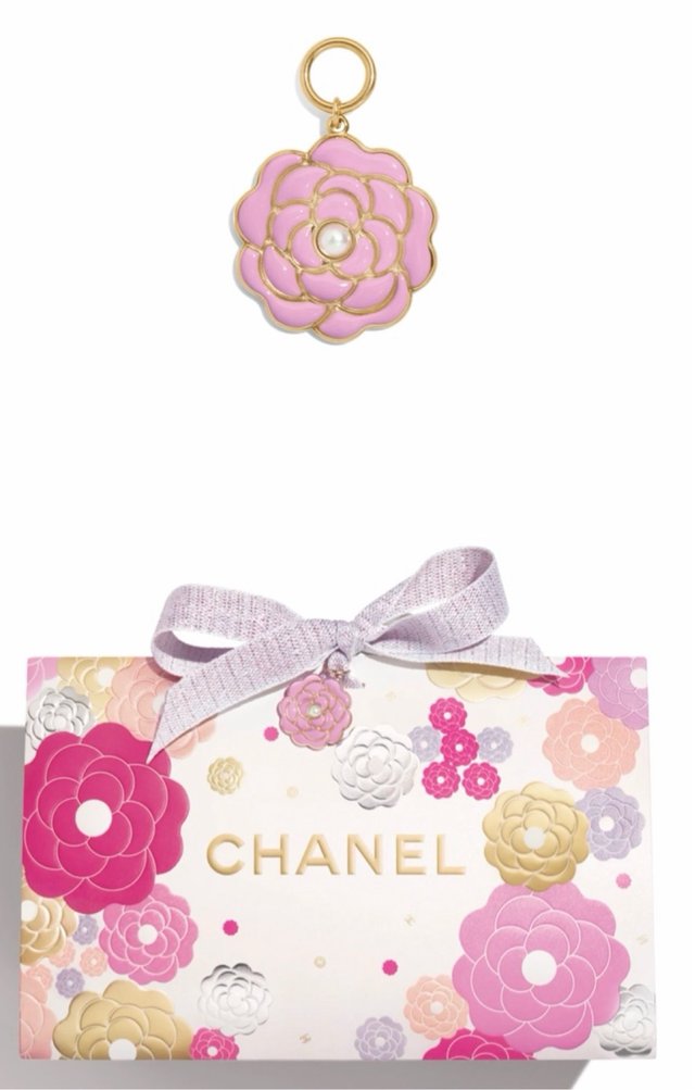 CHANEL POUCH CAMELIA NECESER