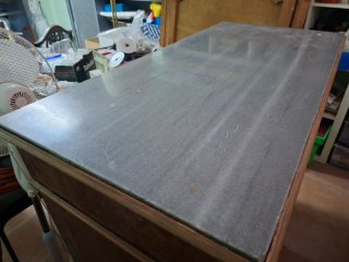 Cómoda antigua madera y mármol 114× 108 x 56 cm