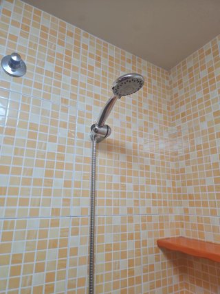 Ducha y Monumento Decorativo