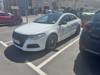 Volkswagen Passat CC 2011
