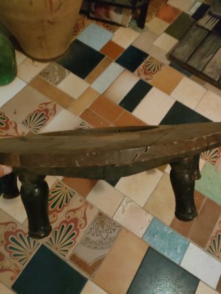 Soporte madera antiguo brasero tinaja maceta