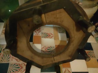 Soporte madera antiguo brasero tinaja maceta