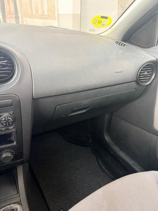 SEAT Ibiza 2004