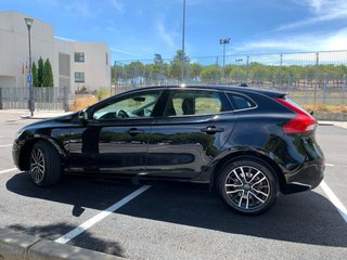 Volvo V40 T2 Fastback