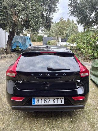 Volvo V40 T2 Fastback