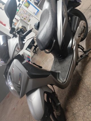Sym Symphony SR 50 Scooter Gris