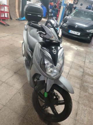 Sym Symphony SR 50 Scooter Gris